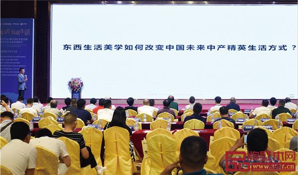 論壇形式多樣,從專家大咖主題分享、同臺(tái)對(duì)話到專題講座 論壇形式多樣,從專家大咖主題分享、同臺(tái)對(duì)話到專題講座