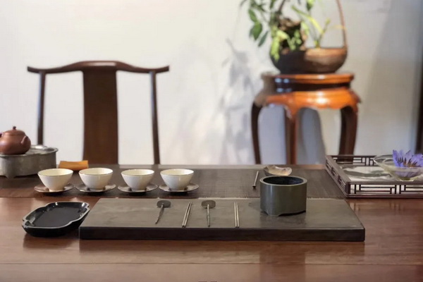 區(qū)氏家具為愛造物 紀念每份溫柔相伴