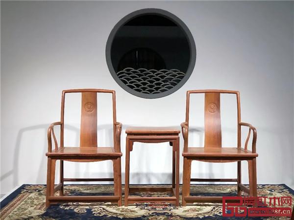 紅橋紅·緬花扇形官帽椅（白茬）