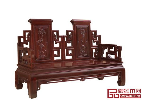 名典紅木此套卷書沙發(fā)沉穩(wěn)大氣,觸感舒適平滑 名典紅木此套卷書沙發(fā)沉穩(wěn)大氣,觸感舒適平滑