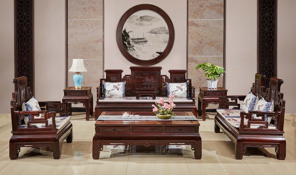 名典紅木好物推薦：一款好沙發(fā)，驚艷一方天地