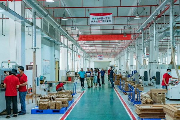 標(biāo)準(zhǔn)化，令東成紅木錦上添花