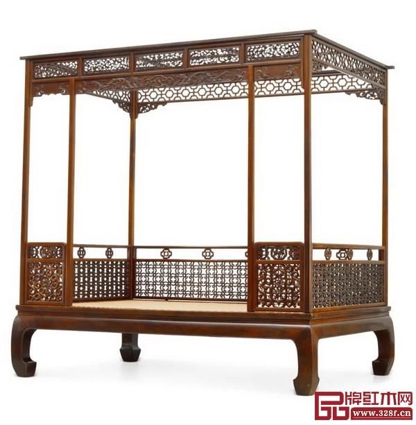 清早期 黃花梨四合如意云龍紋架子床 清早期 黃花梨四合如意云龍紋架子床