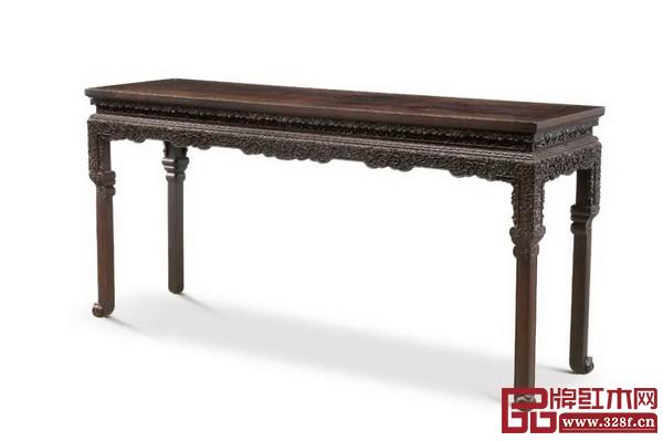 Lot1614 清雍正 御制云蝠紋西番蓮大條桌 成交價(jià)RMB:14,950,000 Lot1614 清雍正 御制云蝠紋西番蓮大條桌 成交價(jià)RMB:14,950,000