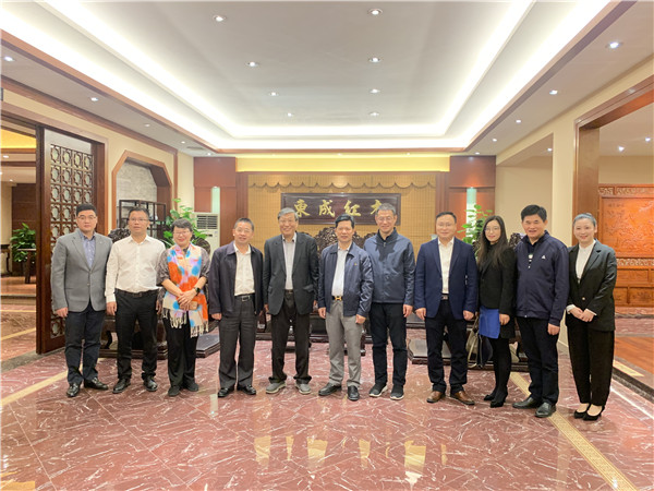 東成紅木 東成紅木