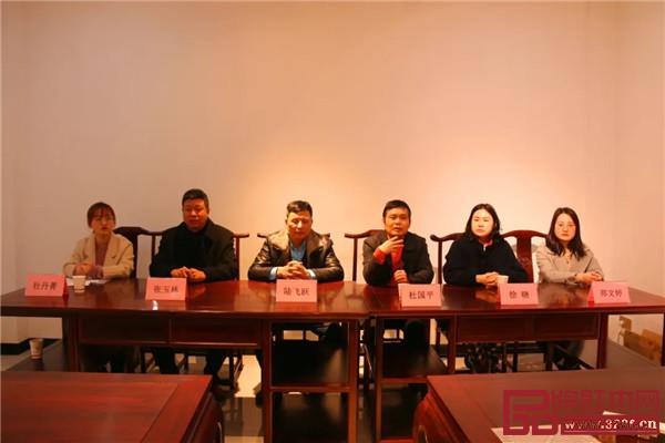 喜迎紅紅木 喜迎紅紅木