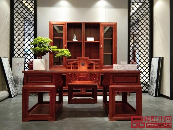 中信紅木玉溪店內(nèi)部實景 中信紅木玉溪店內(nèi)部實景