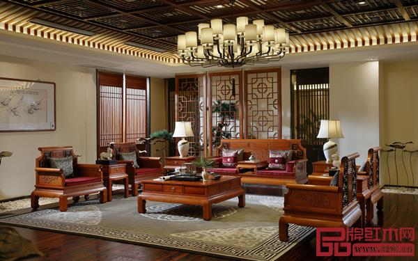 國(guó)壽紅木獲獎(jiǎng)作品《玉如意沙發(fā)》 國(guó)壽紅木獲獎(jiǎng)作品《玉如意沙發(fā)》
