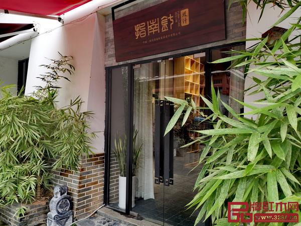 指南針設(shè)計(jì)駐址于古建林立，人文氣息濃郁的——深圳文博宮