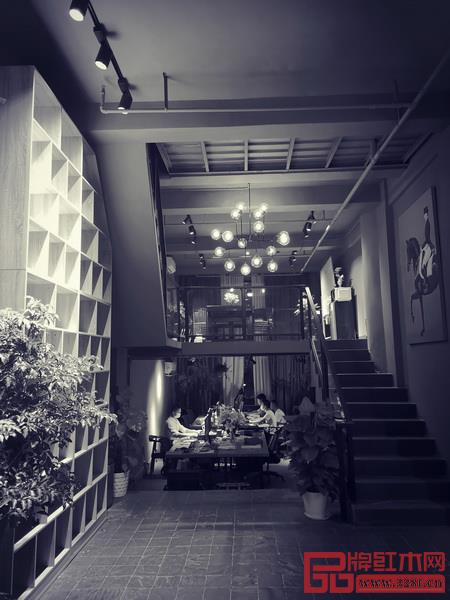 指南針設(shè)計(jì)辦公環(huán)境