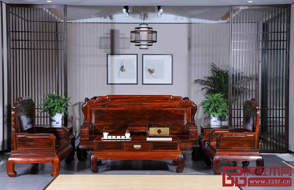 中信紅木新古典“前言”《闊葉黃檀金如意沙發(fā)》 中信紅木新古典“前言”《闊葉黃檀金如意沙發(fā)》