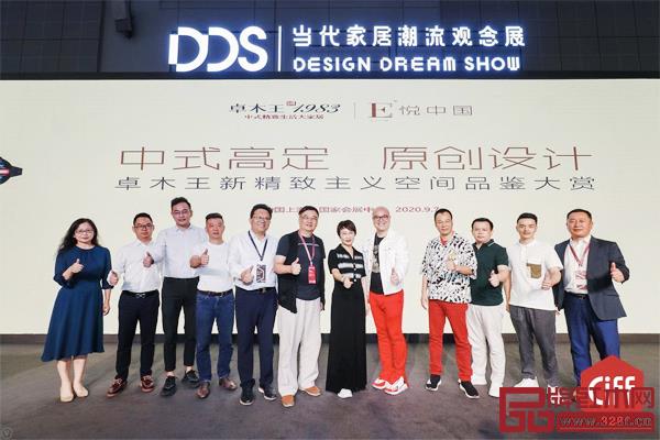 2020年,紅木家具企業(yè)都在想盡一切辦法創(chuàng)新和突破,如卓木王積極走出去,讓自己變得更好 2020年,紅木家具企業(yè)都在想盡一切辦法創(chuàng)新和突破,如卓木王積極走出去,讓自己變得更好