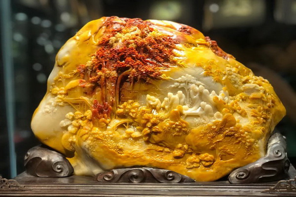 當(dāng)泰和園絲翎檀雕與中國(guó)名石相遇 擦出絕美藝術(shù)火花