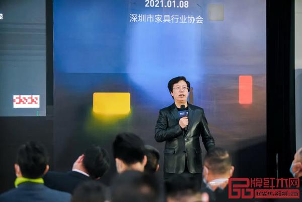  深圳家具研究開發(fā)院院長 許柏鳴