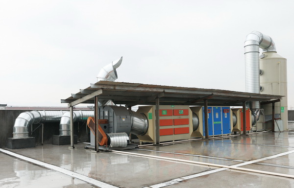 新明紅木樓頂?shù)沫h(huán)保處理系統(tǒng) 新明紅木樓頂?shù)沫h(huán)保處理系統(tǒng)