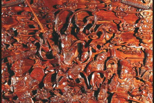 【產(chǎn)業(yè)中山】大涌紅木家具：“雕、鑿、琢、刻”皆匠心