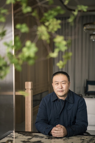 恒達木業(yè)董事長兼總設計師陳國良 恒達木業(yè)董事長兼總設計師陳國良