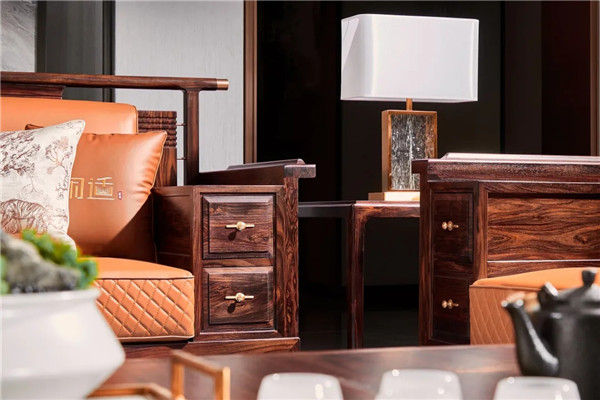 閑適紅木初來乍到 已是中山紅博會(huì)耀眼明星？！