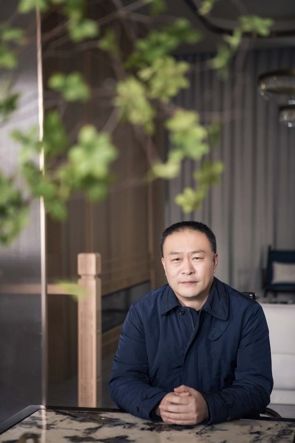 恒達(dá)木業(yè)董事長兼總設(shè)計師陳國良