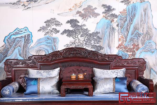 軟裝顏色淡雅，清新雅致