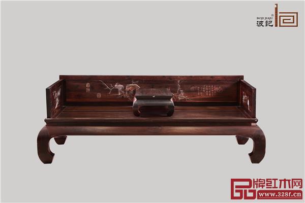 波記家具:雕花鳥羅漢床 波記家具:雕花鳥羅漢床