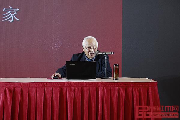 中國井岡山干部學院特聘教授余伯流帶來《百年風華 苦難輝煌》主題分享 中國井岡山干部學院特聘教授余伯流帶來《百年風華 苦難輝煌》主題分享