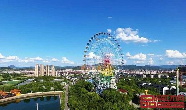 花園紅木大產(chǎn)業(yè)大市場(chǎng)已經(jīng)形成 花園紅木大產(chǎn)業(yè)大市場(chǎng)已經(jīng)形成