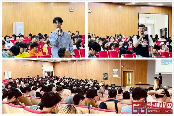 每一次的高校宣講都吸引了眾多學(xué)子的積極參與