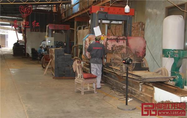 喜迎紅紅木 喜迎紅紅木