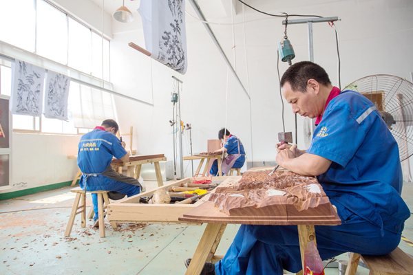 大成尚品有實力強勁的工匠隊伍 大成尚品有實力強勁的工匠隊伍