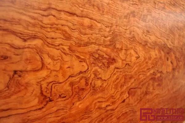 巴花紋理絢麗美觀,深受消費者喜愛 巴花紋理絢麗美觀,深受消費者喜愛