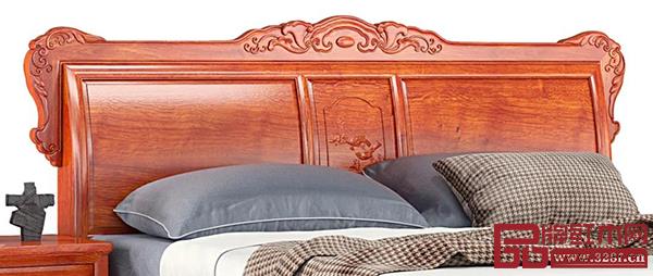 床頭如意造型，寓意事事如意