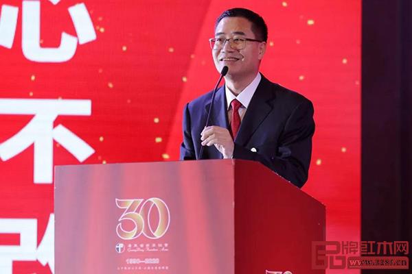 王克會長以《而立而行 再創(chuàng)輝煌》為題致辭 王克會長以《而立而行 再創(chuàng)輝煌》為題致辭