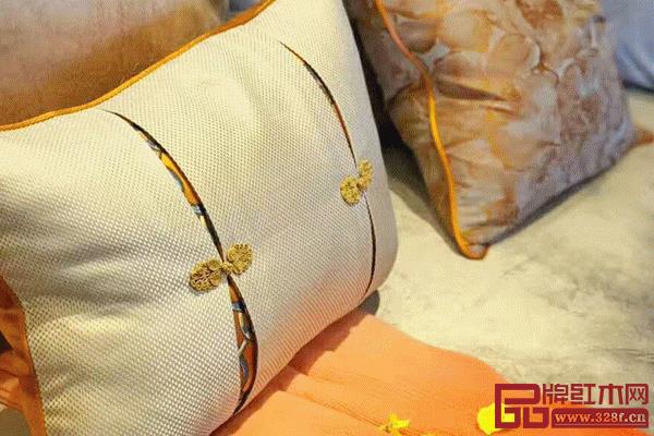 輔料成本上漲、人工成本上漲等都在壓縮紅木家具生產(chǎn)企業(yè)的生存空間