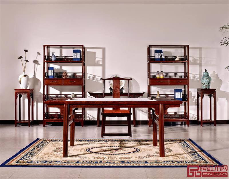 巧奪天工紅木:品字欄書架 巧奪天工紅木:品字欄書架