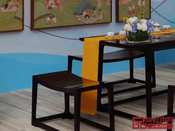 明堂紅木第三次在“世界窗口”進(jìn)博會(huì)代言中國紅木! 明堂紅木第三次在“世界窗口”進(jìn)博會(huì)代言中國紅木!