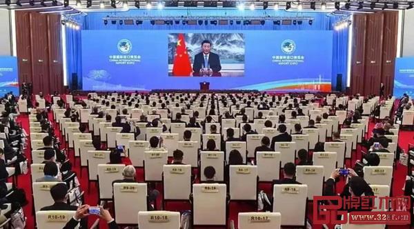 明堂紅木第三次在“世界窗口”進(jìn)博會(huì)代言中國紅木! 明堂紅木第三次在“世界窗口”進(jìn)博會(huì)代言中國紅木!