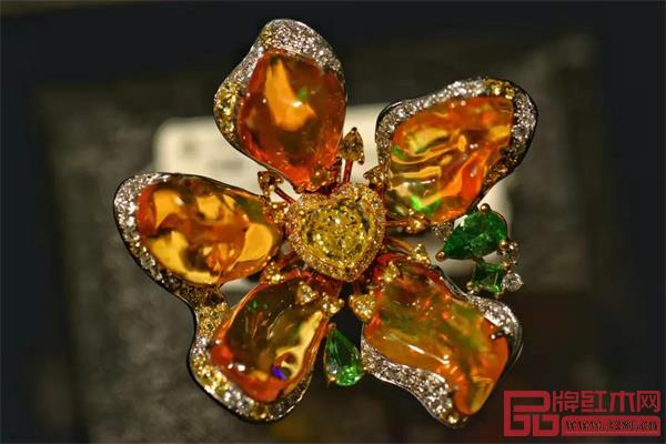 BeMy Queen 泰和園“女王加冕”鉆石私享會 讓優(yōu)雅女性綻放耀眼光芒 BeMy Queen 泰和園“女王加冕”鉆石私享會 讓優(yōu)雅女性綻放耀眼光芒