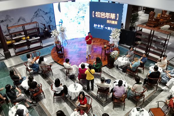 “牧色年華”畫展美學盛宴矚目國慶小長假 “牧色年華”畫展美學盛宴矚目國慶小長假