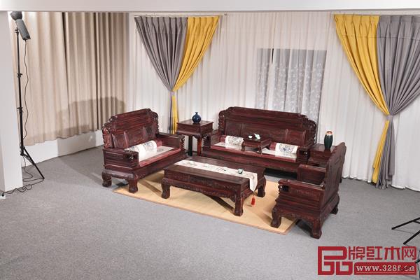 展邦紅木精美家具產(chǎn)品.jpg