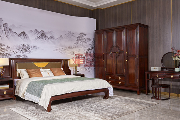 順泰軒簡奢臥室，盡享安眠與良夜