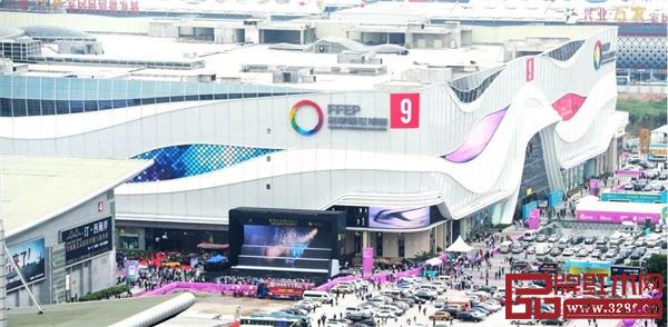 厚街鎮(zhèn)獲選東莞市家具產(chǎn)業(yè)集群核心區(qū) 厚街鎮(zhèn)獲選東莞市家具產(chǎn)業(yè)集群核心區(qū)