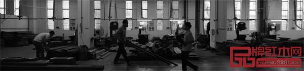 區(qū)氏 | 愿我們的2022注滿閃光 區(qū)氏 | 愿我們的2022注滿閃光