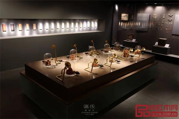 區(qū)氏 | 愿我們的2022注滿閃光 區(qū)氏 | 愿我們的2022注滿閃光