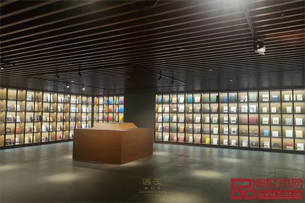 區(qū)氏 | 愿我們的2022注滿閃光 區(qū)氏 | 愿我們的2022注滿閃光