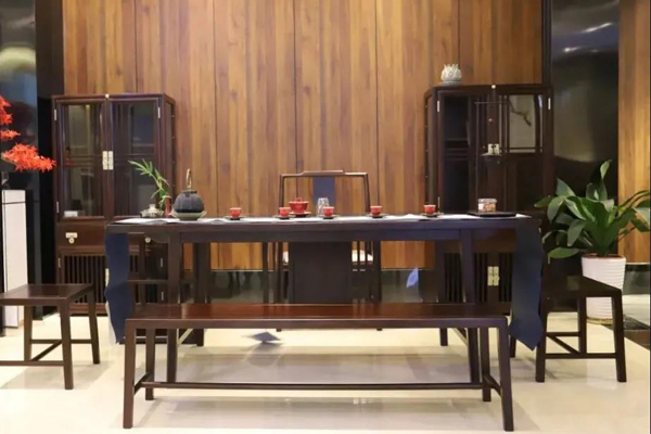 中信紅木：君道茶臺，裊裊茶香中的閑適愜意