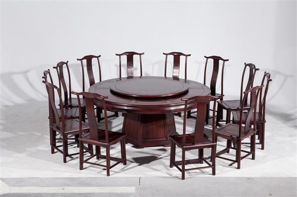 紅酸枝精品：鼎順紅木，新古典家具的卓越演繹者