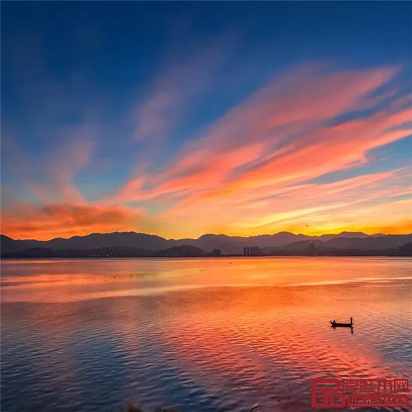 巧奪天工紅木傳世之家 | 藏于十二時辰里的中國絕美傳統(tǒng)色