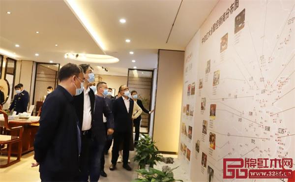 中信紅木:市委書記樓瑯堅(jiān)走訪,調(diào)研企業(yè)發(fā)展現(xiàn)狀 中信紅木:市委書記樓瑯堅(jiān)走訪,調(diào)研企業(yè)發(fā)展現(xiàn)狀