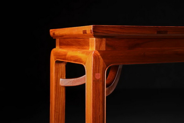 緬花大王紅橋紅經(jīng)典復(fù)刻：恭王府有束腰霸王棖小條桌